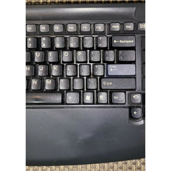 IBM SK-8806 Wired USB Keyboard 19K1760 Black With Palm Wrist Rest - WORKS! - Picture 4 of 7